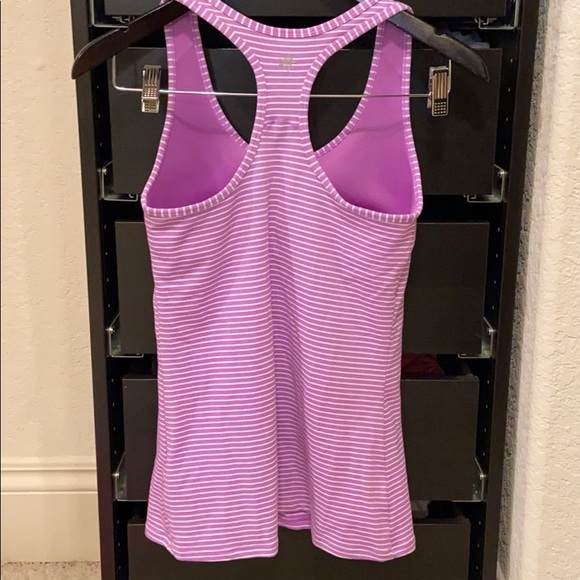 Athleta workout top - Picture 3 of 4